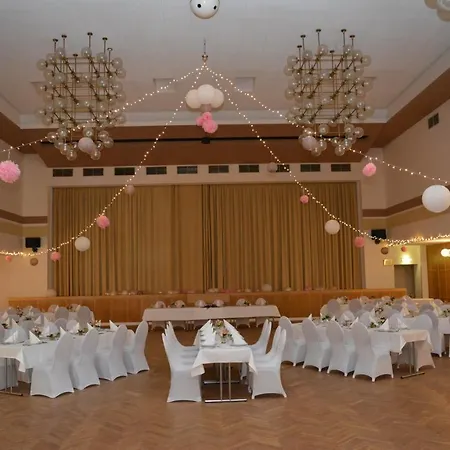 Ringhotel Dreiwasser Hotel Sternberg